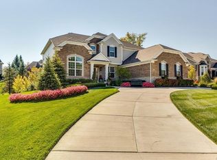 6981 Oakhurst Ridge Rd, Clarkston, MI 48348