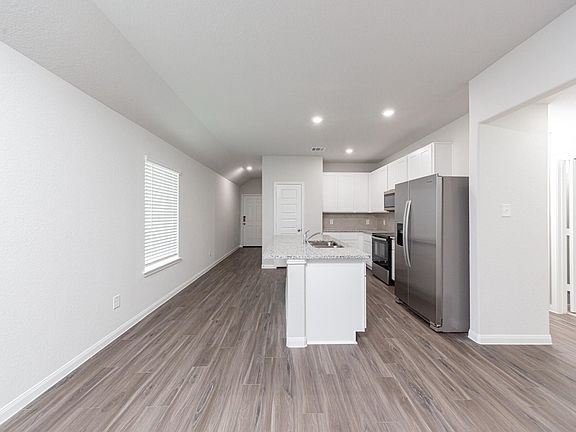 5th image of 8126 Vanilla Orchid Dr