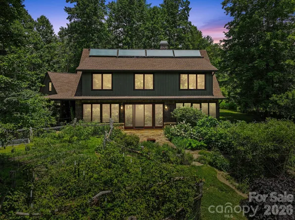 24 Merriwood Way, Arden, NC 28704