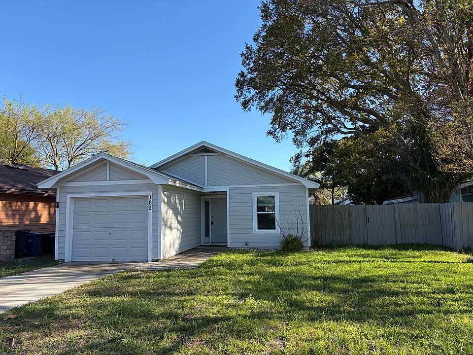1st image of 162 Las Palmas Ln
