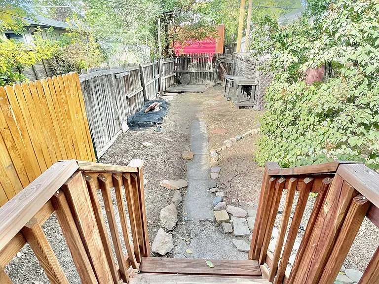1453 S Clarkson St — Photo 19