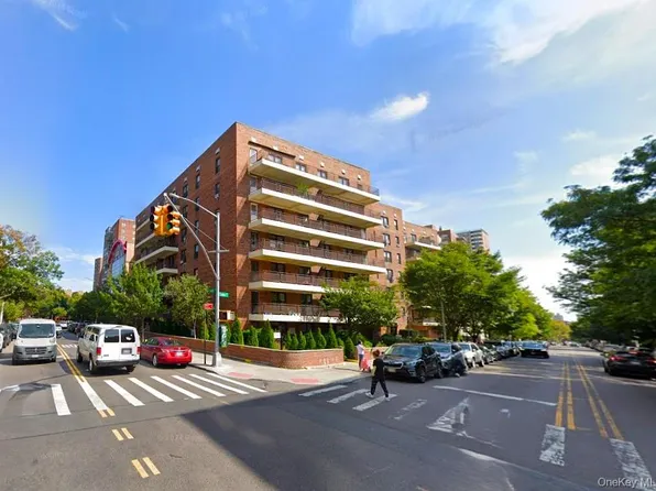 137-10 Franklin Avenue #316, Flushing, NY 11355