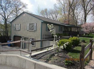 52 Aborn Ave, Cumberland, RI 02864