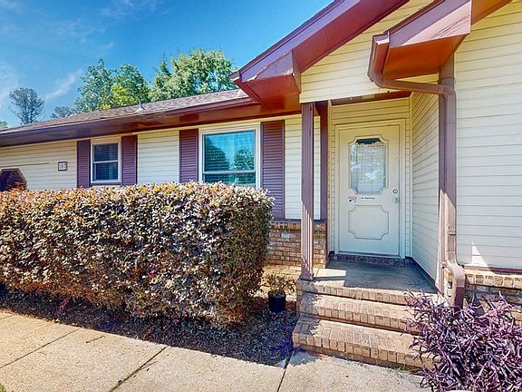 2nd image of 107 Bartlet Ln