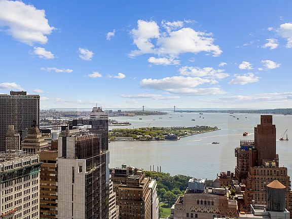 2nd image of 123 Washington St Penthouse 54F