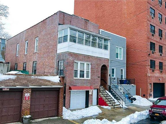 2nd image of 3361 Cruger Ave