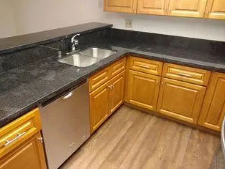 1425 Loma Ave #A — Photo 1