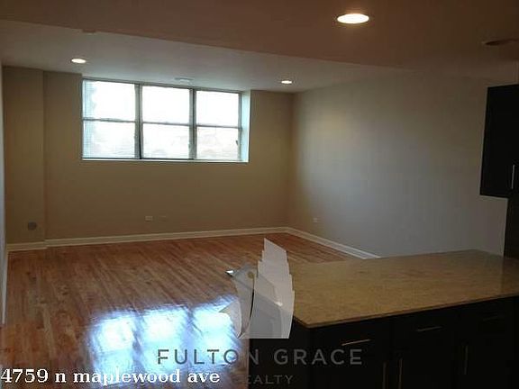 5th image of 4759 N Maplewood Ave #817