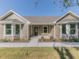 403 Denver St, Alvord, TX 76225