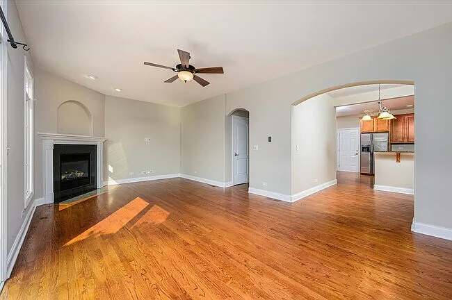 172 Mayo Ct — Photo 32