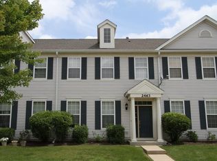 2463 Georgetown Cir, Aurora, IL 60503