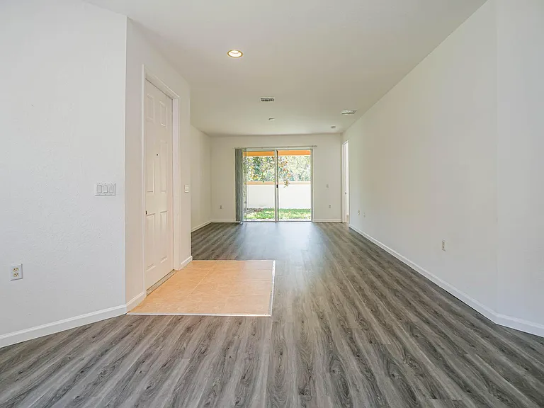 2529 Langrove Ln SW #2529 — Photo 12