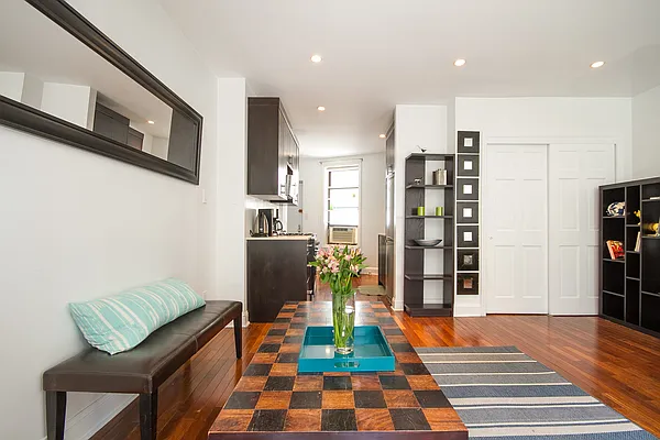 Rented by Oxford Property Group | media 20