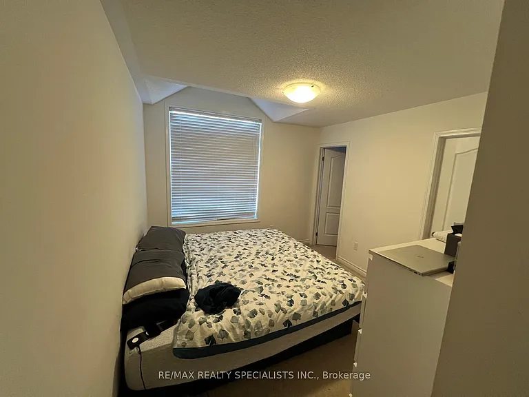 285 Casson Point — Photo 12