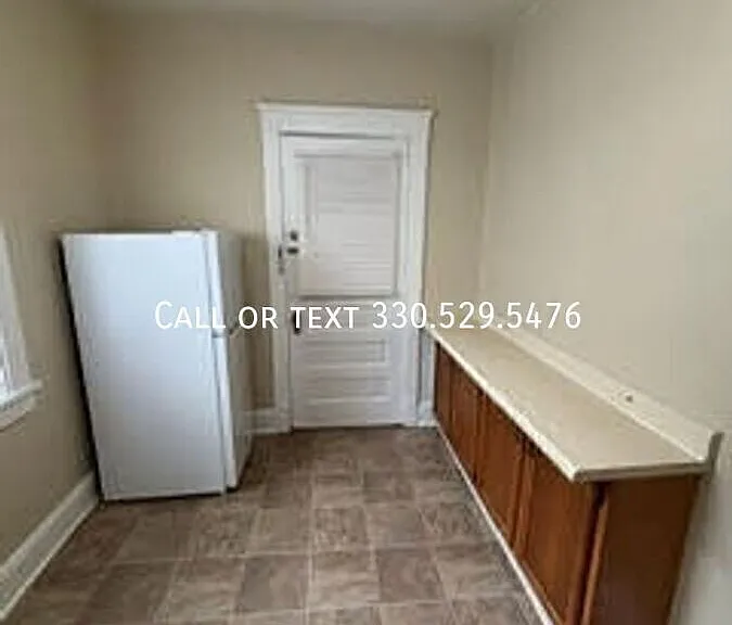 12933 Clifton Blvd — Photo 35