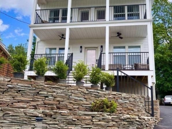149 Mountain Blvd