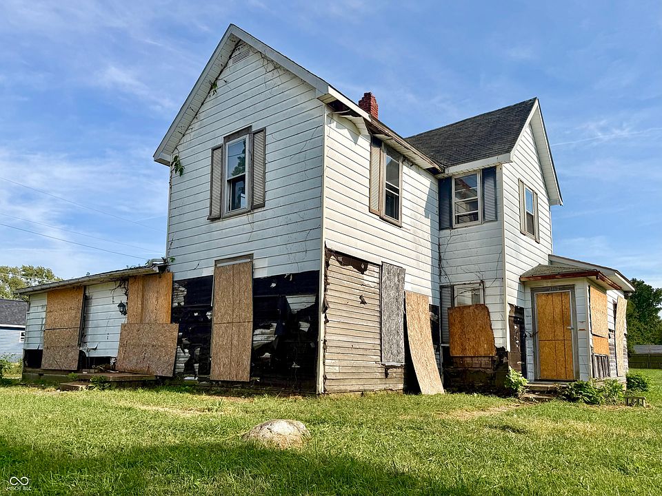 1st image of 321 W 22nd St