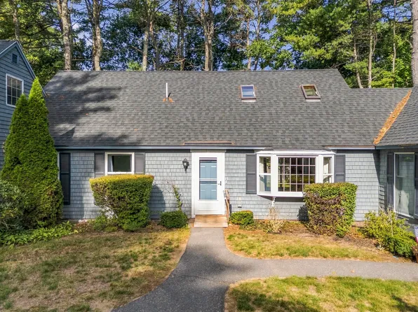 17 Ward Circle #17 & G18, Brunswick, ME 04011