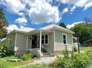 213 Parkway Pl, Gadsden, AL 35904