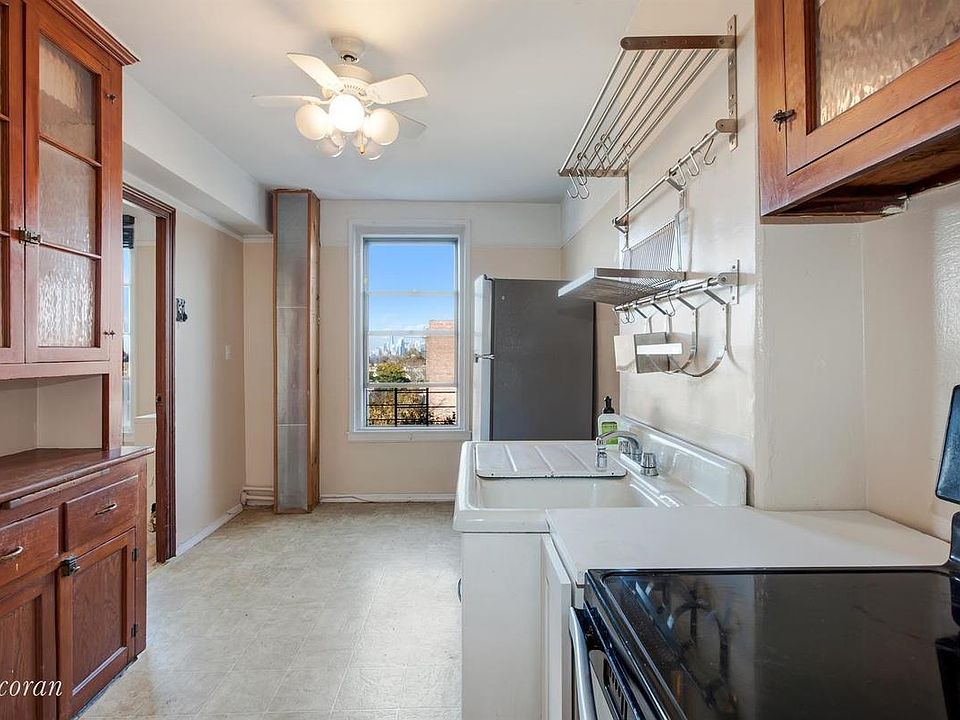 2nd image of 190 72nd St APT 178