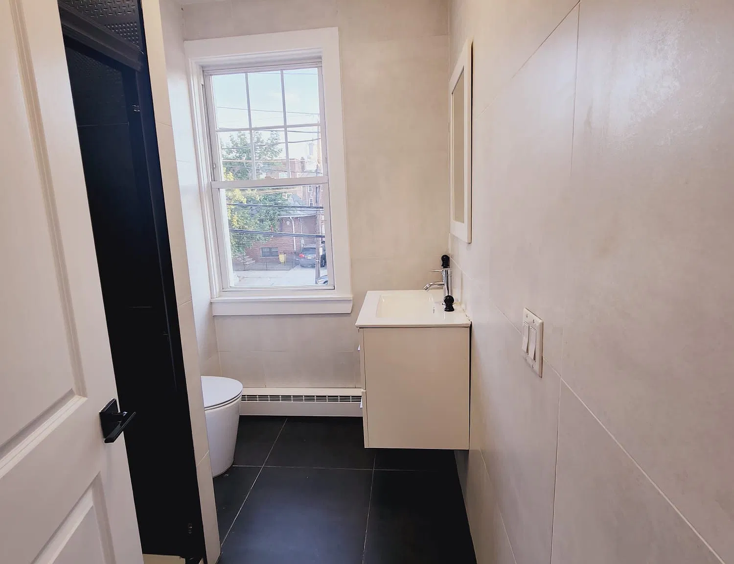 3 bed, $3,549 — Photo 3