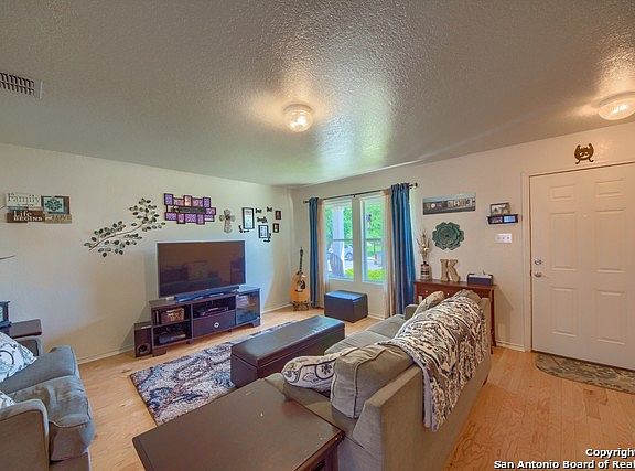 5th image of 5435 Burgate Farm