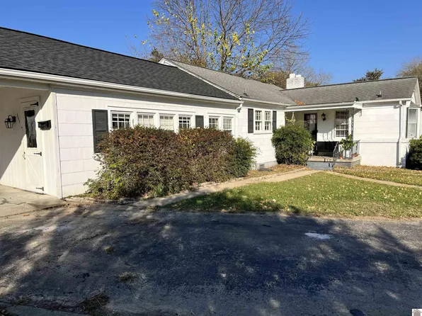 307 E 14th St, Benton, KY 42025