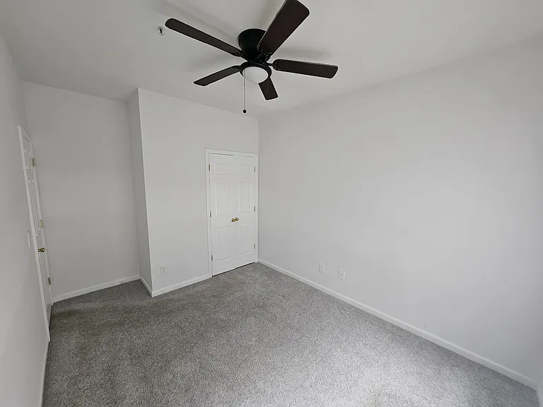 1651 Massachusetts Ave SW #22 — Photo 28
