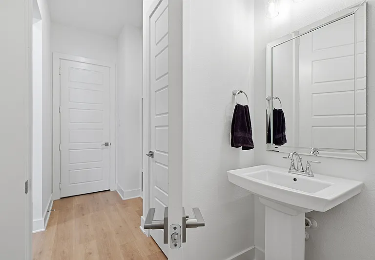 2817 Stanley Ave #1 — Photo 16