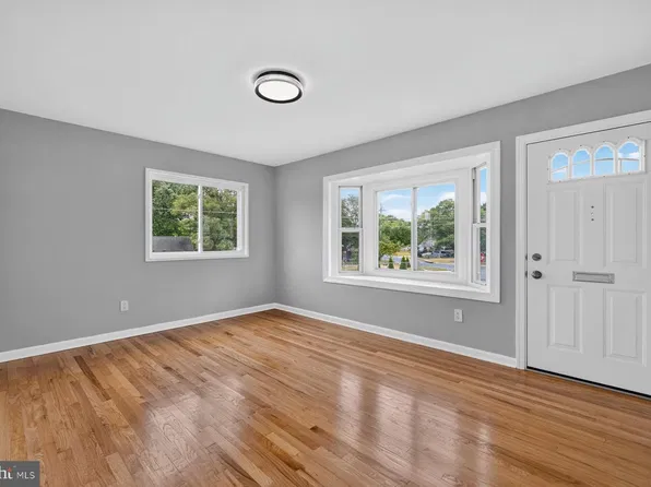 7408 Mason St, District Heights, MD 20747