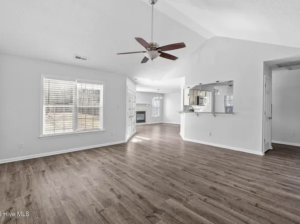 177 Dockside Drive, Jacksonville, NC 28546