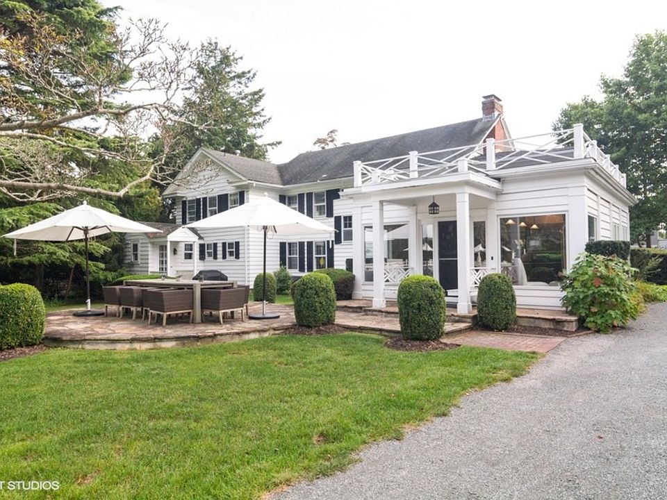 15 Otis Ln, Bellport, NY 11713 Zillow