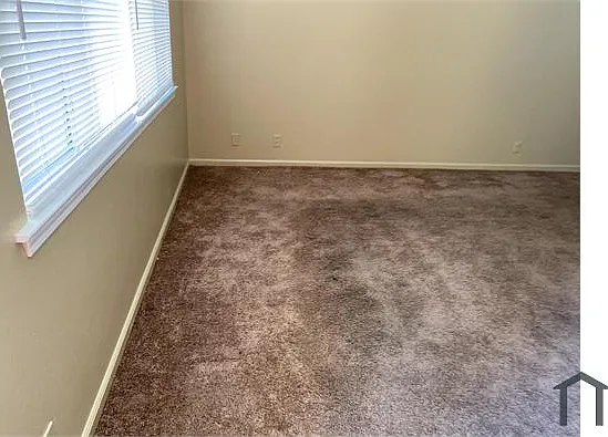 3962 Hamilton Ave — Photo 12