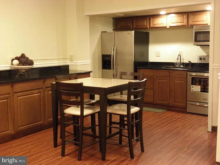 2059 Huntington Ave #1100 — Photo 29