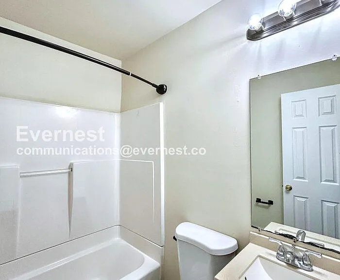 12364 Mason Ave — Photo 11