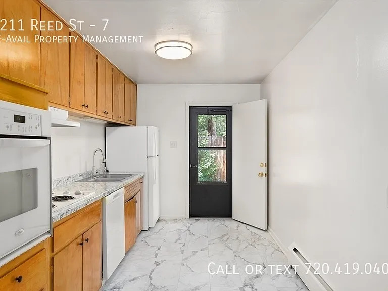 1211 Reed St #7 — Photo 9
