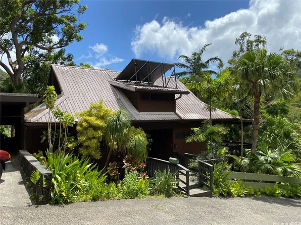 2528 Makaulii Pl, Honolulu, HI 96816