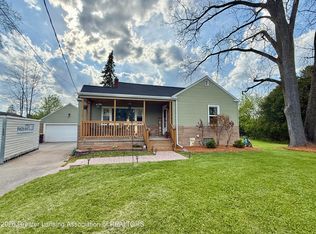 821 Clark Rd, Lansing, MI 48917