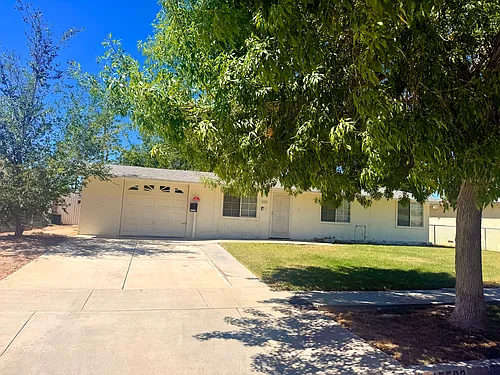 45503 Genoa Ave Photo 1