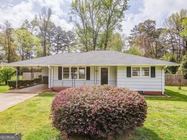 114 Davis Dr, Cartersville, GA 30120