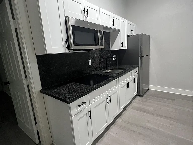 220 Redan St #A — Photo 8