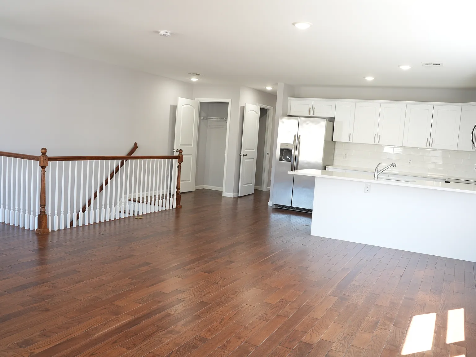 3 bed, $3,000 — Photo 4