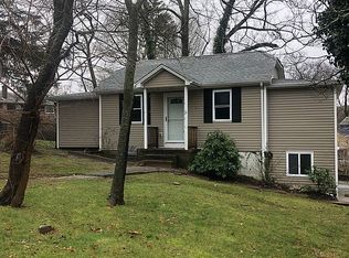 196 Sound Beach Blvd, Sound Beach, NY 11789