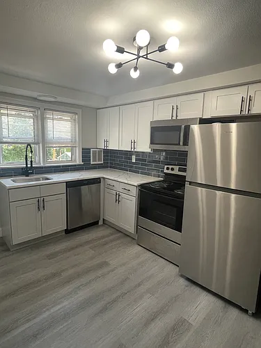 338 Park Ave #C Photo 1