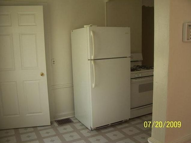 2nd image of 1455 W 29th St