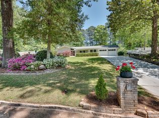 2349 Crestcliff Dr, Tucker, GA 30084