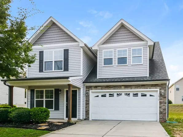 1218 Braemar Highland Dr, Zebulon, NC 27597