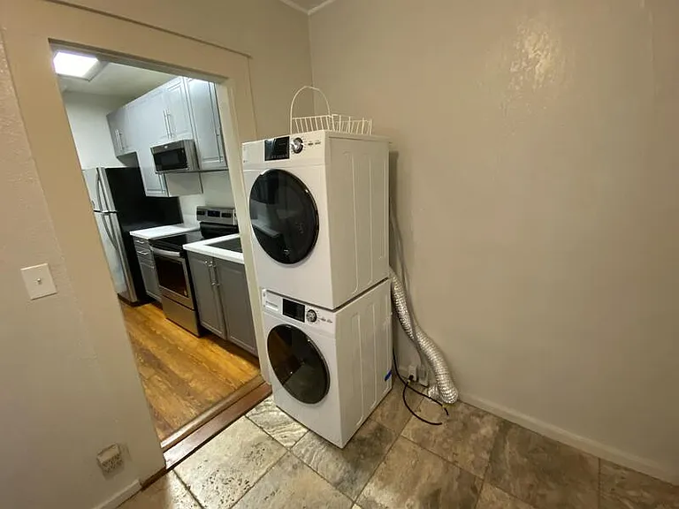622 Harwood St #3 — Photo 18