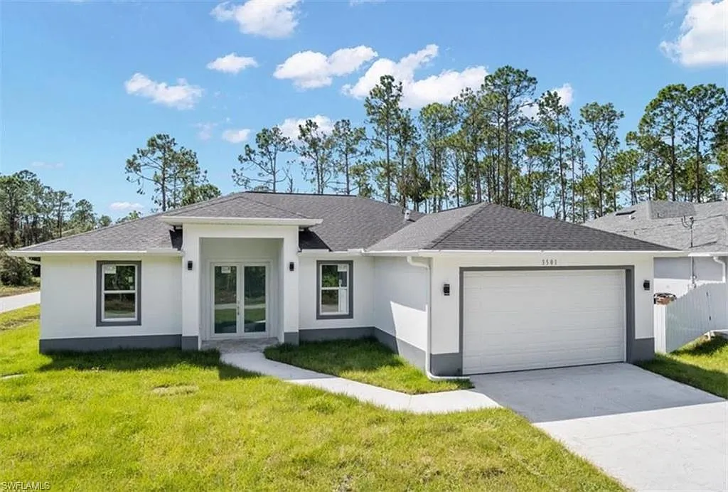3 bed, 2.0 bath, 1630 sqft, $2,000 — Photo 1