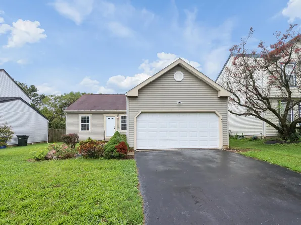385 Oak Village Dr, Columbus, OH 43207